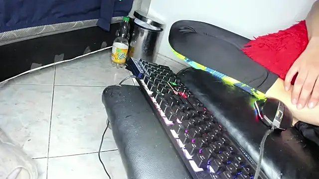 guy master online show from December 6, 2024, 7:56 pm