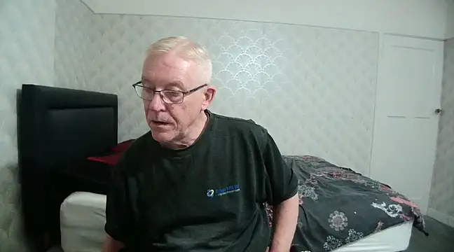 shaun63m online show from February 25, 2025, 1:09 am