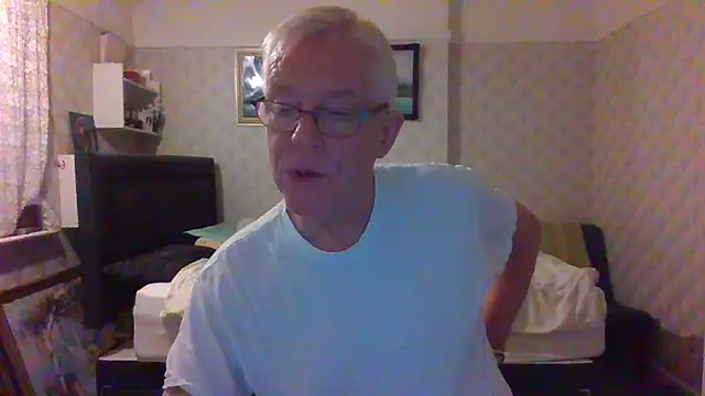 shaun63m online show from November 16, 2025, 2:06 am