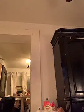 holyeroticss online show from February 4, 2026, 1:22 am