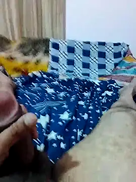 Snapshot of roadtucker123 chatting on March 16, 2025, 12:23 am roadtucker123 online show from March 16, 2025, 12:23 am