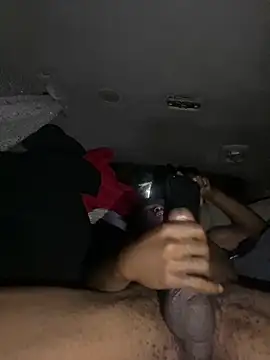 SlimeCrownzOut5 online show from December 24, 2024, 8:33 am