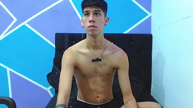 jhony-sex online show from December 8, 2024, 8:36 pm