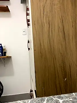 thfrances online show from October 27, 2025, 11:41 pm