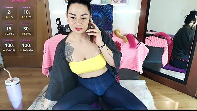 Ginna--mia online show from April 5, 2026, 2:53 am