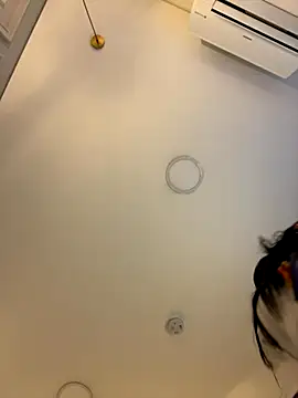 IrisBaker online show from November 25, 2025, 9:15 pm