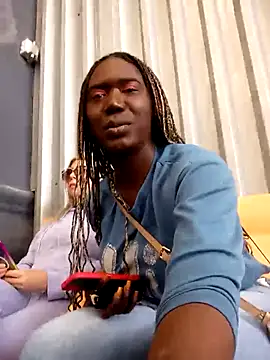 blackhotpartyts online show from November 24, 2025, 10:59 am