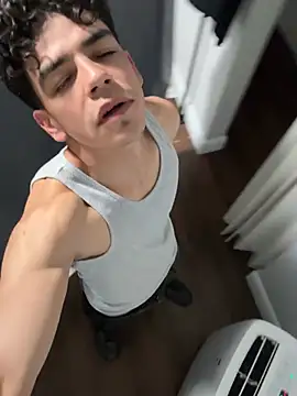 MrDareLover online show from March 18, 2025, 8:26 pm