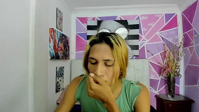 Brisahott online show from January 10, 2025, 2:23 pm