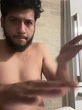 casadoscuriosos97 online show from December 10, 2024, 11:22 am