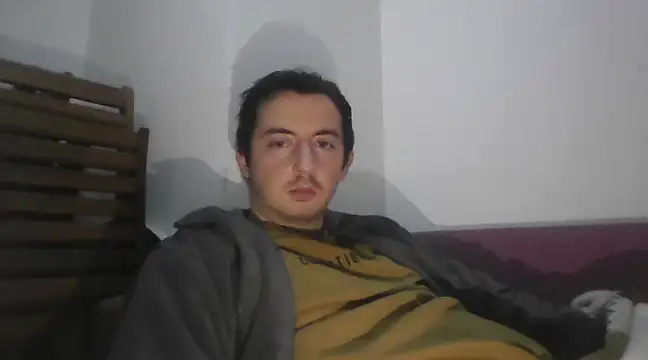 laynufff online show from January 21, 2025, 3:32 pm