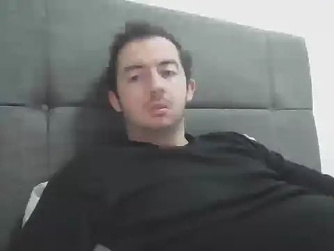 laynufff online show from November 12, 2025, 6:03 am