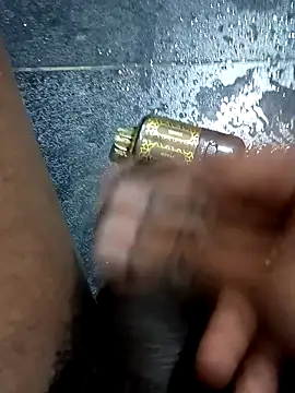 Snapshot of SexyMama_boy chatting on January 21, 2025, 4:27 pm SexyMama boy online show from January 21, 2025, 4:27 pm