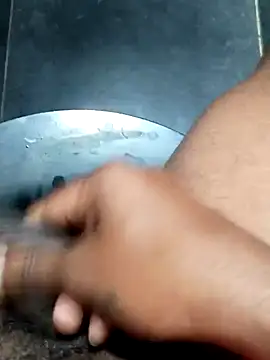 Snapshot of SexyMama_boy chatting on March 10, 2025, 2:50 am SexyMama boy online show from March 10, 2025, 2:50 am