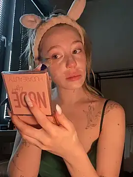 meanexx online show from February 10, 2026, 4:49 am