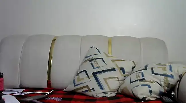 Snapshot of hoely_grail01 chatting on March 18, 2025, 3:42 am hoely grail01 online show from March 18, 2025, 3:42 am