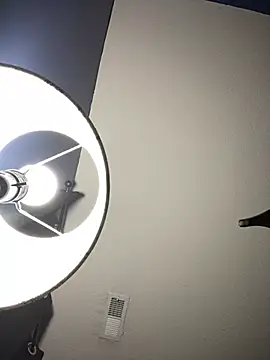 Snapshot of macchiatoD chatting on February 8, 2025, 7:59 am macchiatoD online show from February 8, 2025, 7:59 am