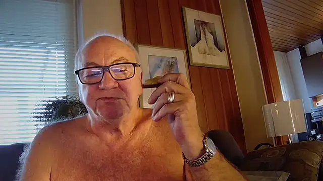 biggandybig online show from November 25, 2025, 8:47 am