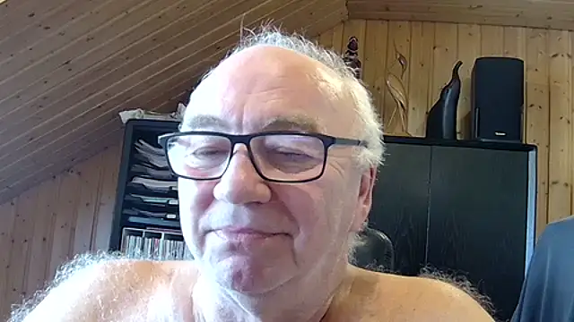 Snapshot of biggandybig chatting on January 16, 2026, 11:03 am biggandybig online show from January 16, 2026, 11:03 am