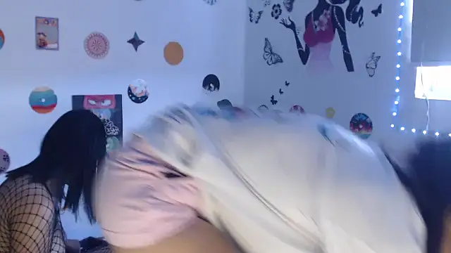 Yaumiko online show from January 29, 2025, 7:43 pm