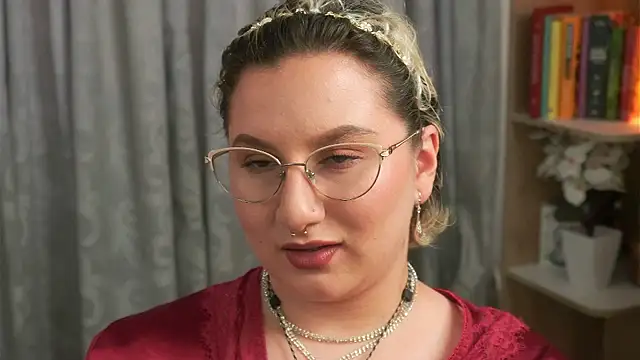 Ximenna Cruz online show from March 29, 2026, 8:09 pm