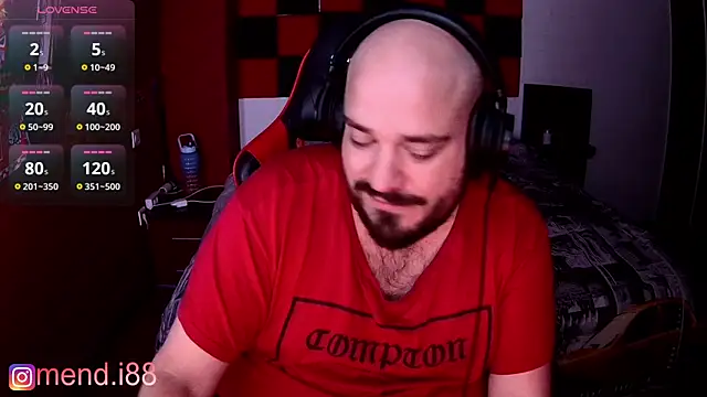 menditeta1 online show from March 9, 2025, 1:04 am