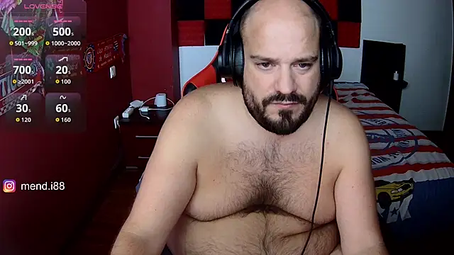 menditeta1 online show from September 18, 2025, 9:17 pm