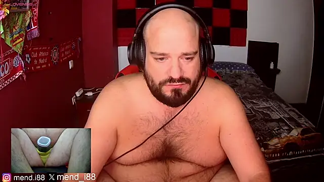 menditeta1 online show from October 3, 2025, 9:23 pm