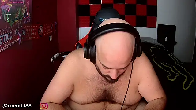 menditeta1 online show from November 17, 2025, 8:58 pm