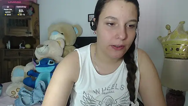 Snapshot of alexia_87 chatting on February 26, 2026, 7:02 pm alexia 87 online show from February 26, 2026, 7:02 pm