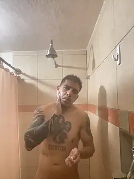 Molly1993rrrrrrrf online show from November 10, 2025, 1:43 pm