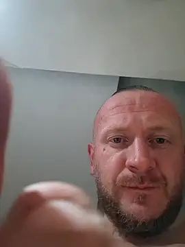 RomWoolf online show from December 10, 2024, 4:49 pm