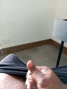 Snapshot of tuwegon chatting on March 8, 2026, 2:26 am tuwegon online show from March 8, 2026, 2:26 am