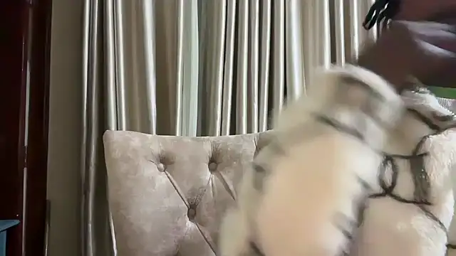 SexyAudreyFuck online show from February 28, 2025, 4:54 am