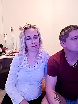 Snapshot of leplaisirdudesir chatting on December 17, 2024, 9:07 am leplaisirdudesir online show from December 17, 2024, 9:07 am