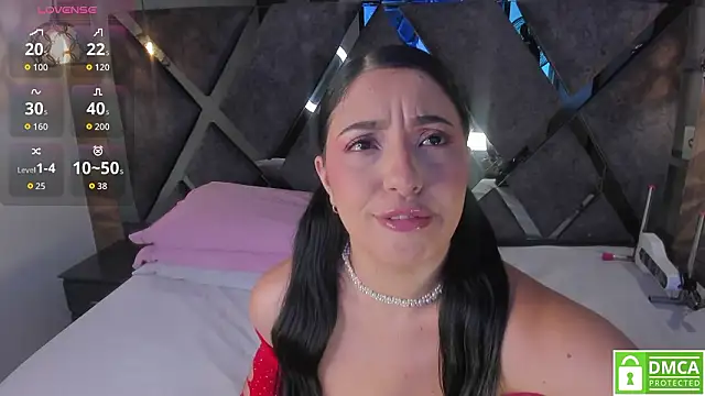 Venus velez  online show from February 6, 2026, 1:03 pm