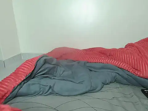 HoLy-ViRgiN online show from February 13, 2026, 8:32 am