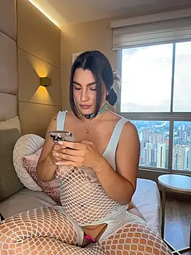 SaharaRush  online show from December 15, 2025, 8:57 pm