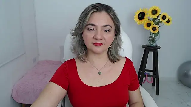 ana milf online show from September 24, 2025, 12:30 pm