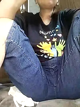 Mie610 online show from January 24, 2025, 11:56 pm