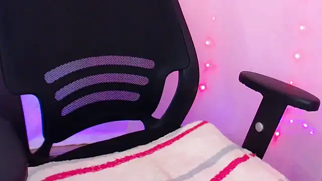 honkzone online show from February 11, 2026, 8:08 am