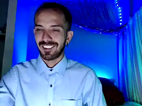 Tomas Tylor online show from December 11, 2024, 10:38 pm