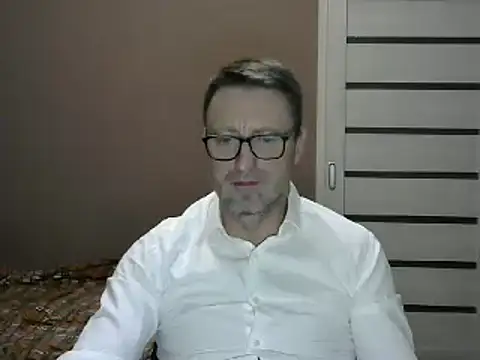 Snapshot of HarrySnake chatting on December 23, 2024, 5:43 pm HarrySnake online show from December 23, 2024, 5:43 pm