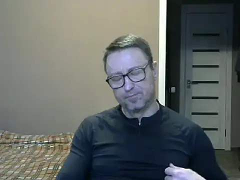 Snapshot of HarrySnake chatting on December 24, 2024, 11:17 am HarrySnake online show from December 24, 2024, 11:17 am