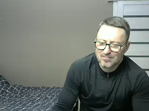 Snapshot of HarrySnake chatting on February 14, 2025, 6:19 pm HarrySnake online show from February 14, 2025, 6:19 pm