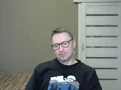 Snapshot of HarrySnake chatting on February 18, 2025, 1:00 pm HarrySnake online show from February 18, 2025, 1:00 pm