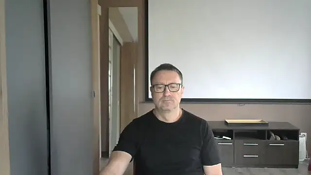 Snapshot of HarrySnake chatting on October 9, 2025, 6:22 am HarrySnake online show from October 9, 2025, 6:22 am