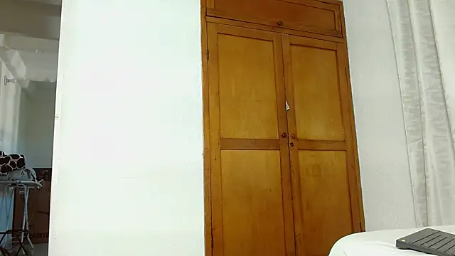 Baby Lovehot 1 online show from April 1, 2026, 2:14 pm