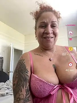 ladycreamypr2 online show from July 1, 2026, 6:51 pm