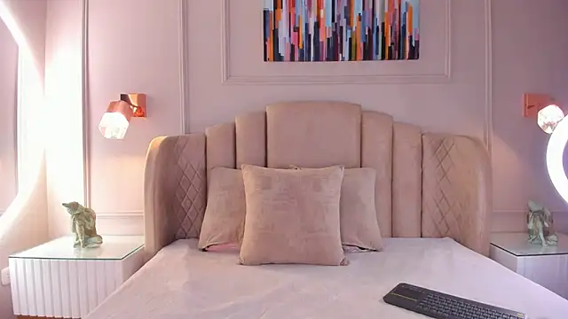 aria greco online show from December 20, 2024, 4:20 am